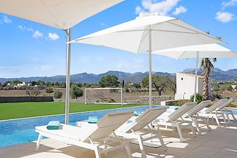 Finca Son Set: Poolliegen