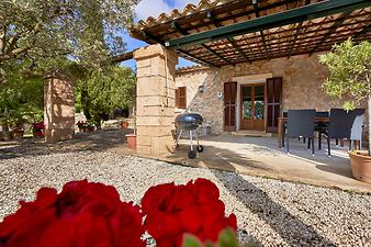 Finca Can Robi Nou: Terrasse