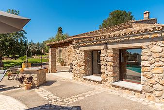 Finca Can Matxet: Steinfassade