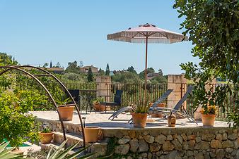 Finca Can Matxet: Poolterrasse