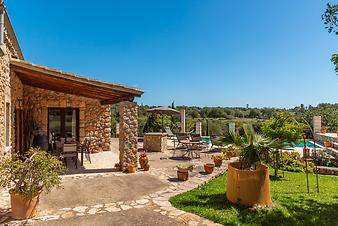 Finca Can Matxet: Überdachte Terrasse
