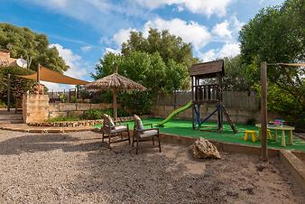 Finca Cas Padri Guillem: Spielplatz