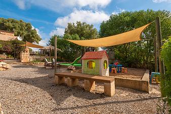 Finca Cas Padri Guillem: Spielplatz
