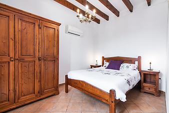 Finca Can Biel: Schlafzimmer 1