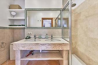 Finca Es Moli d'en Creu: Bad ensuite zu Schlafzimmer 1