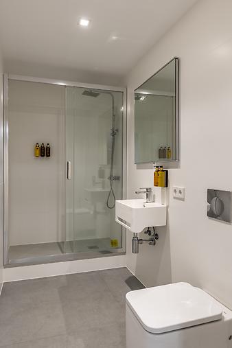 Finca Son Set: baño gimnasio.jpg