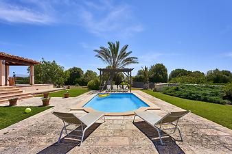 Finca Can Guillem Boquet: Der Pool der Finca