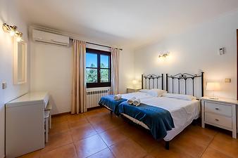 Finca Es Cortó: Schlafzimmer Nr. 3 Es Corto Mallorca