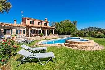 Finca Es Cortó: Pool - Tischtennis