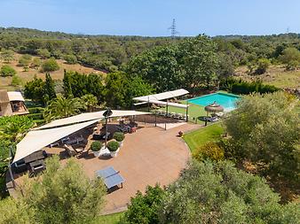 Finca S'Arbocar: Pool- und Sonnenterrasse