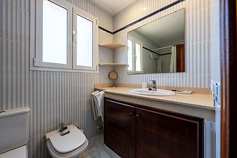 Ferienhaus Ca Nostra: Ca Nostra- Bad ensuite zu Schlafzimmer 2