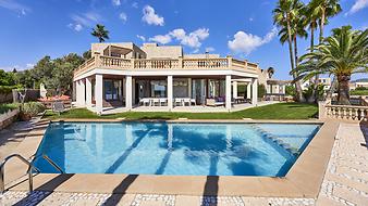 Ferienhaus Villa Port Verd: Aussenbereich