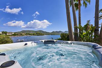 Ferienhaus Villa Port Verd: Whirlpool