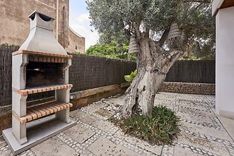 Ferienhaus Villa Port Verd: Holzkohlegrill