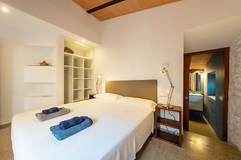 Finca Ca S' Amitger de son Forteza: Schlafzimmer mit Kingsize Bett