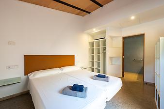 Finca Ca S' Amitger de son Forteza: Schlafzimmer mit Doppelbett