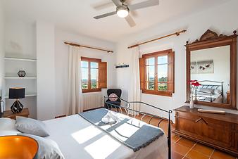 Finca Son Galta: Blick und Fenster