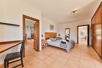 Finca Es Puig d'es Call: Schlafzimmer 1