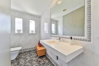 Ferienhaus Villa Sa Caleta: Gäste-WC erste Etage