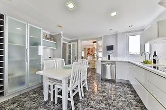 Ferienhaus Villa Sa Caleta: Küche erste Etage