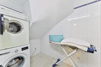 Ferienhaus Villa Sa Caleta: Waschraum Untergeschoss