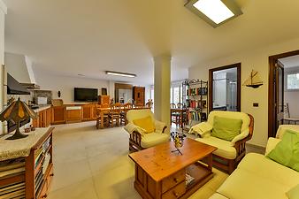 Ferienhaus Villa Sa Caleta: Wohnbereich Untergeschoss