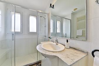 Ferienhaus Villa Sa Caleta: Badezimmer rechts von der Treppe 2. Etage