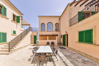 Finca Es Puig d'es Call: Innenhof