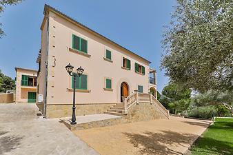 Finca Es Puig d'es Call: Eingang Hauptgebäude