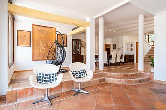Finca Altavista: Wohnbereich mit Hängesessel