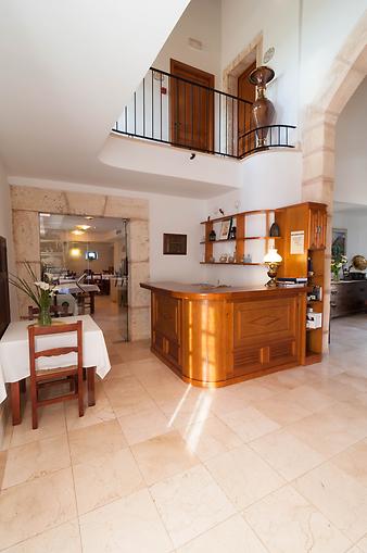 Finca Sa Franquesa Vella: Rezeption und Bar der Finca
