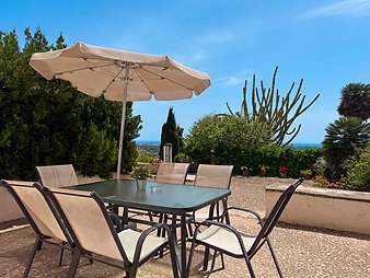 Finca Cas Pages des Pujol: Es Pujol - En Pedro- Terrasse mit Meerblick