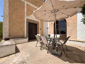 Finca Cas Pages des Pujol: Es Pujol - En Pedro- Terrasse und Vorhof