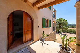 Finca Es Puig d'es Call: Eingang Hauptgebäude