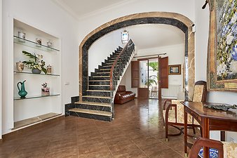 Finca Can Serra: Aufgang zur oberen Etage