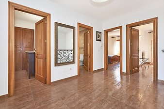 Finca Can Serra: Obere Etage