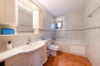 Finca Es Puig d'es Call: Bad ensuite Schlafzimmer 4