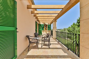 Finca Es Puig d'es Call: Terrasse Obergeschoss Hauptgebäude