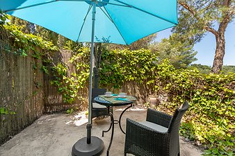 Finca Son Jorbo: TierraVeranda.jpg