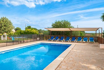 Finca Coll Doret: Pool
