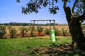 Finca Es Pla de Llodra: Kinderschaukel