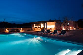 Finca Es Collet: im Wasser liegend fernsehen