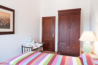 Finca Es Collet: Babybett